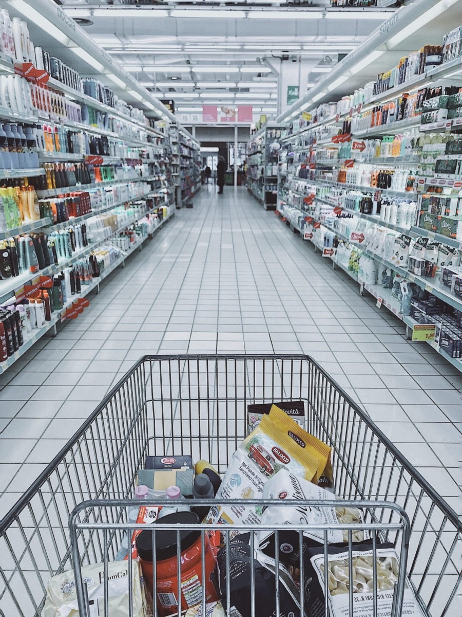 grocery cart with item image