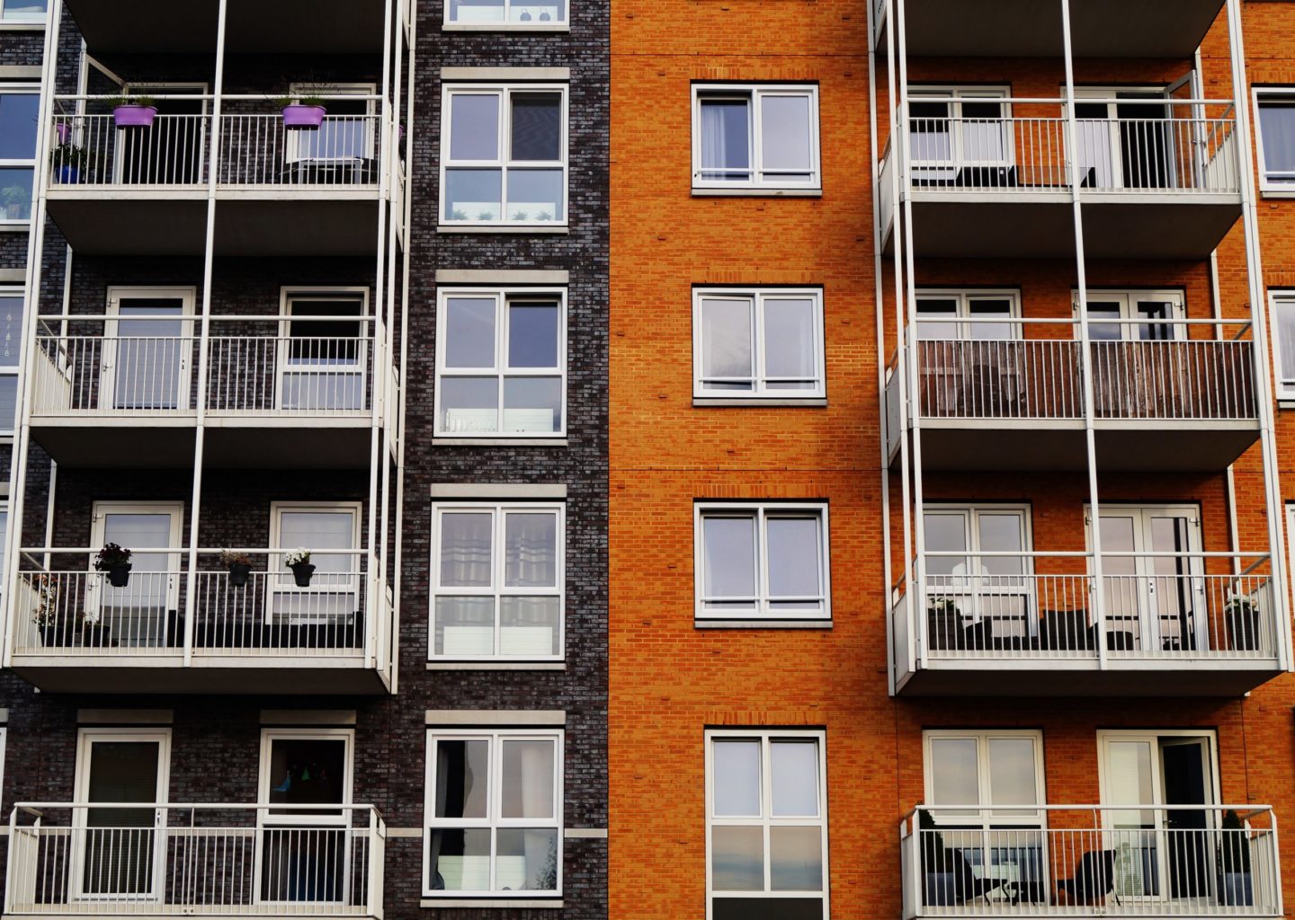 Security Systems for Apartment Buildings Involve More than Just Cameras